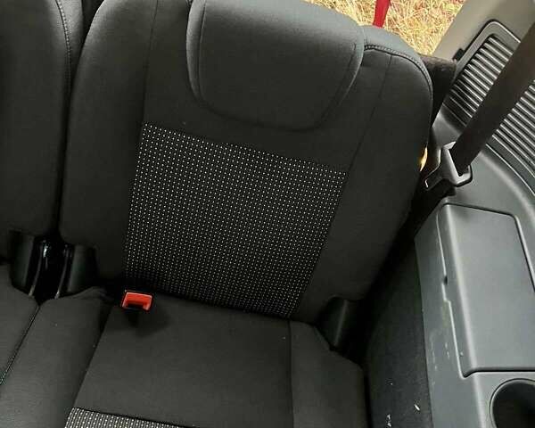 Черный Форд Гранд С-макс, объемом двигателя 1.56 л и пробегом 215 тыс. км за 7000 $, фото 37 на Automoto.ua