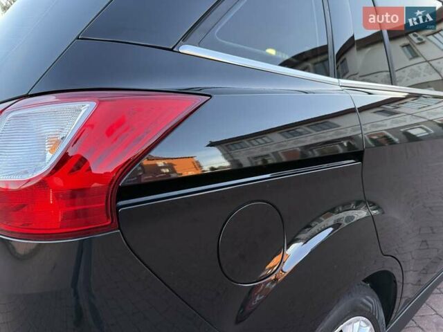 Чорний Форд Гранд С-макс, об'ємом двигуна 1.6 л та пробігом 201 тис. км за 8350 $, фото 55 на Automoto.ua