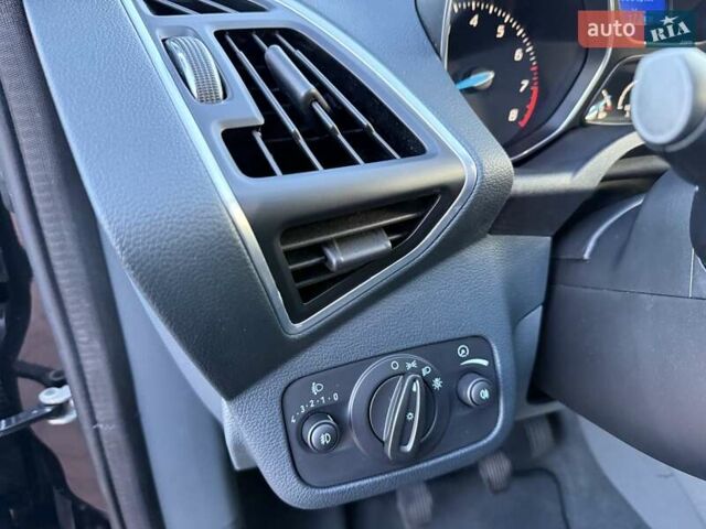 Чорний Форд Гранд С-макс, об'ємом двигуна 1.6 л та пробігом 201 тис. км за 8350 $, фото 106 на Automoto.ua