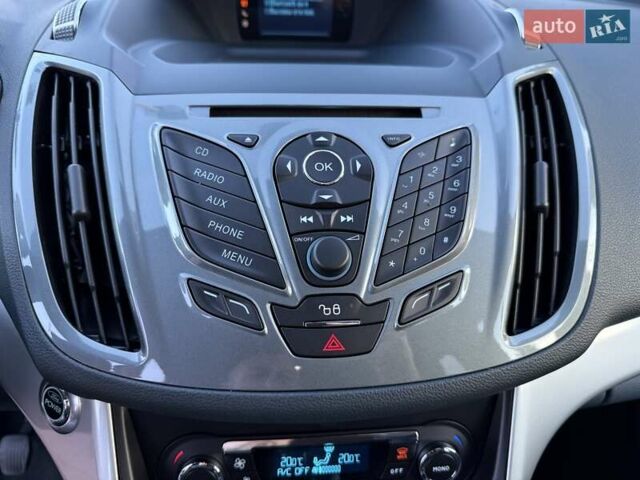 Чорний Форд Гранд С-макс, об'ємом двигуна 1.6 л та пробігом 201 тис. км за 8350 $, фото 114 на Automoto.ua