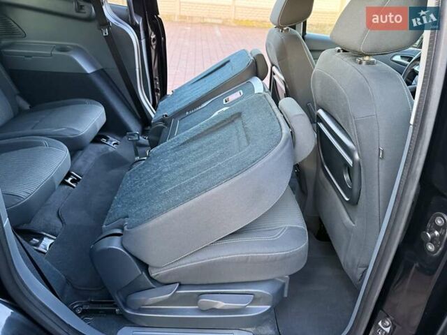 Чорний Форд Гранд С-макс, об'ємом двигуна 1.6 л та пробігом 201 тис. км за 8350 $, фото 165 на Automoto.ua