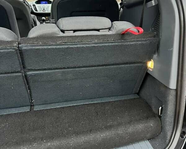 Черный Форд Гранд С-макс, объемом двигателя 1.56 л и пробегом 215 тыс. км за 7000 $, фото 39 на Automoto.ua