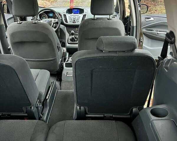 Черный Форд Гранд С-макс, объемом двигателя 1.56 л и пробегом 215 тыс. км за 7000 $, фото 38 на Automoto.ua