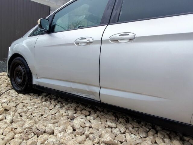 Черный Форд Гранд С-макс, объемом двигателя 2 л и пробегом 250 тыс. км за 5600 $, фото 5 на Automoto.ua