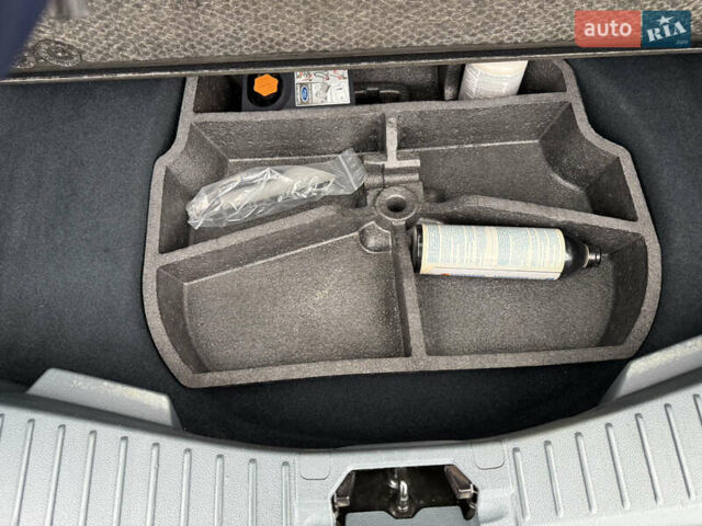 Чорний Форд Гранд С-макс, об'ємом двигуна 2 л та пробігом 203 тис. км за 11350 $, фото 25 на Automoto.ua