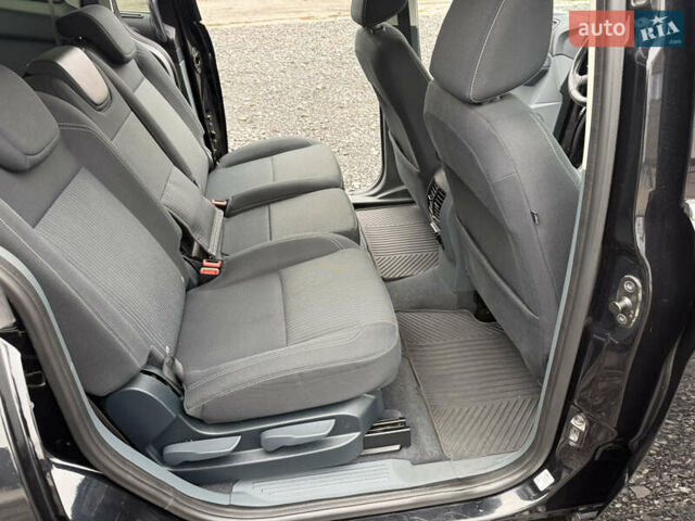 Чорний Форд Гранд С-макс, об'ємом двигуна 2 л та пробігом 203 тис. км за 11350 $, фото 12 на Automoto.ua