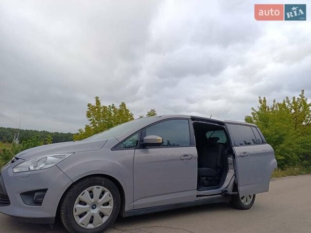 Сірий Форд Гранд С-макс, об'ємом двигуна 1.6 л та пробігом 235 тис. км за 7500 $, фото 7 на Automoto.ua