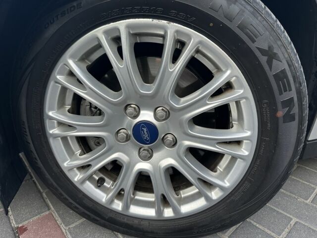 Серый Форд Гранд С-макс, объемом двигателя 1.6 л и пробегом 223 тыс. км за 6799 $, фото 16 на Automoto.ua