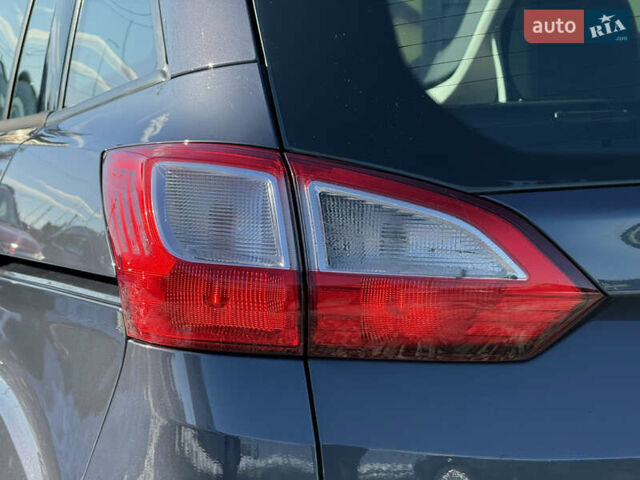 Серый Форд Гранд С-макс, объемом двигателя 1.6 л и пробегом 207 тыс. км за 7400 $, фото 18 на Automoto.ua