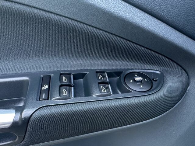 Серый Форд Гранд С-макс, объемом двигателя 1.6 л и пробегом 223 тыс. км за 6799 $, фото 8 на Automoto.ua