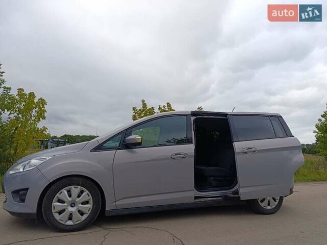 Сірий Форд Гранд С-макс, об'ємом двигуна 1.6 л та пробігом 235 тис. км за 7500 $, фото 9 на Automoto.ua