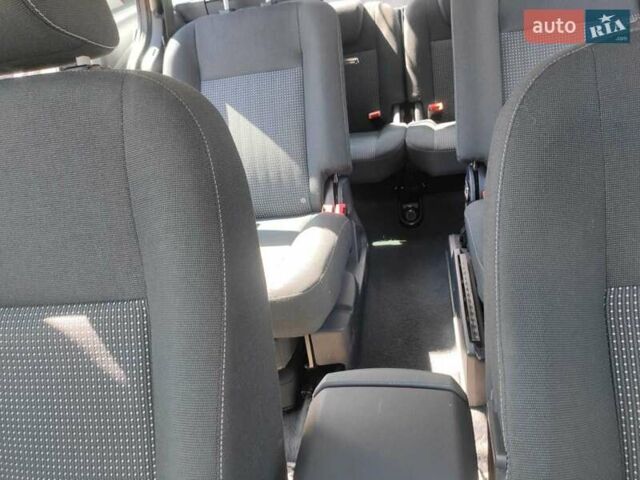 Серый Форд Гранд С-макс, объемом двигателя 1.6 л и пробегом 185 тыс. км за 7000 $, фото 3 на Automoto.ua