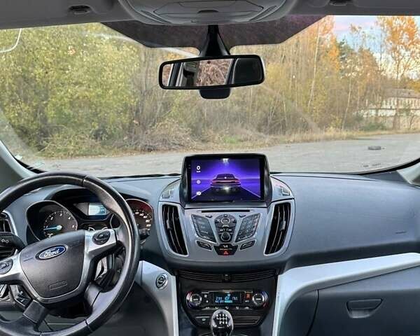 Серый Форд Гранд С-макс, объемом двигателя 1.56 л и пробегом 320 тыс. км за 6200 $, фото 11 на Automoto.ua