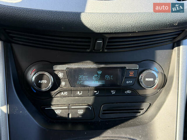 Серый Форд Гранд С-макс, объемом двигателя 1.6 л и пробегом 207 тыс. км за 7400 $, фото 44 на Automoto.ua