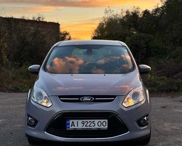 Серый Форд Гранд С-макс, объемом двигателя 1.56 л и пробегом 320 тыс. км за 6200 $, фото 2 на Automoto.ua