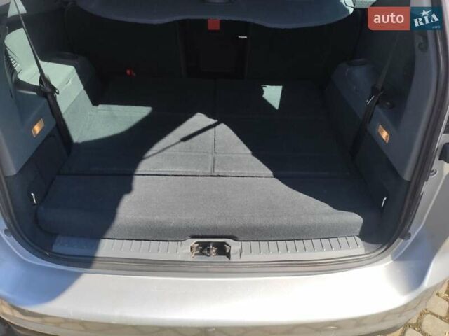 Серый Форд Гранд С-макс, объемом двигателя 1.6 л и пробегом 185 тыс. км за 7000 $, фото 20 на Automoto.ua