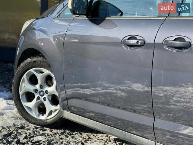 Серый Форд Гранд С-макс, объемом двигателя 1.6 л и пробегом 207 тыс. км за 7400 $, фото 19 на Automoto.ua