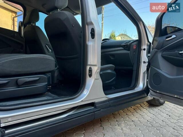 Сірий Форд Гранд С-макс, об'ємом двигуна 1.6 л та пробігом 370 тис. км за 7100 $, фото 14 на Automoto.ua