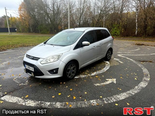 Серый Форд Гранд С-макс, объемом двигателя 1.6 л и пробегом 320 тыс. км за 8500 $, фото 5 на Automoto.ua