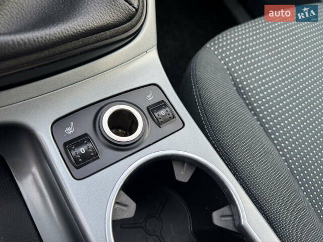 Форд Гранд С-макс 2012 у Рівному на Automoto.ua Сірий Форд Гранд С-макс, об'ємом двигуна 1.6 л та пробігом 206 тис. км за 7950 $, фото 34 на Automoto.ua