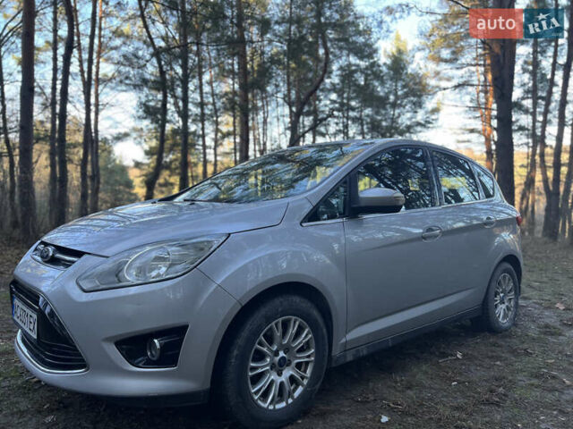 Серый Форд Гранд С-макс, объемом двигателя 2 л и пробегом 262 тыс. км за 7300 $, фото 1 на Automoto.ua