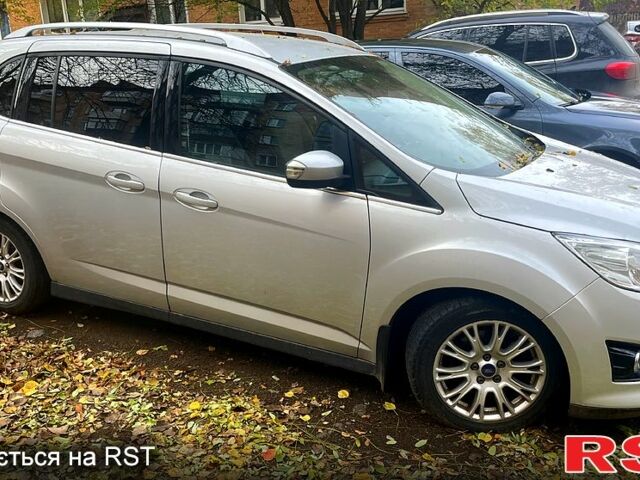 Серый Форд Гранд С-макс, объемом двигателя 2 л и пробегом 295 тыс. км за 7500 $, фото 6 на Automoto.ua