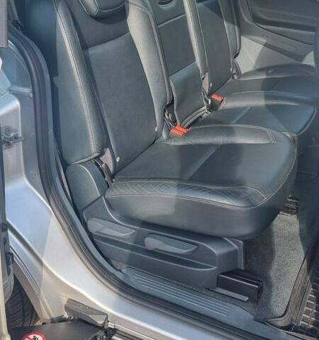 Сірий Форд Гранд С-макс, об'ємом двигуна 1.6 л та пробігом 261 тис. км за 7600 $, фото 4 на Automoto.ua