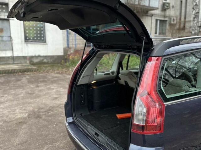 Синий Форд Гранд С-макс, объемом двигателя 2 л и пробегом 240 тыс. км за 5600 $, фото 6 на Automoto.ua