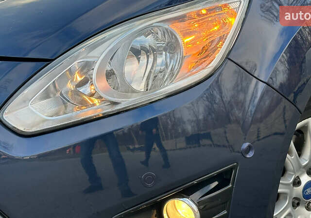 Синий Форд Гранд С-макс, объемом двигателя 1.6 л и пробегом 265 тыс. км за 7700 $, фото 27 на Automoto.ua