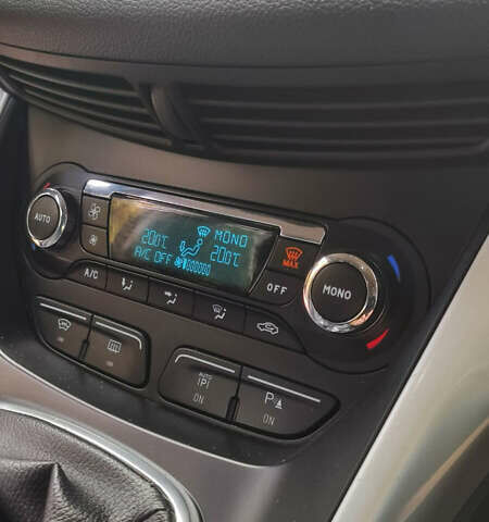 Синий Форд Гранд С-макс, объемом двигателя 1.6 л и пробегом 265 тыс. км за 7700 $, фото 41 на Automoto.ua