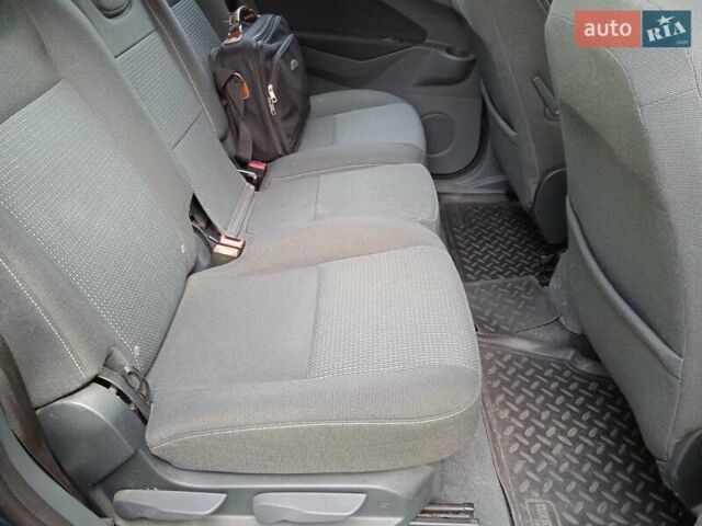 Синий Форд Гранд С-макс, объемом двигателя 1.6 л и пробегом 256 тыс. км за 7500 $, фото 14 на Automoto.ua