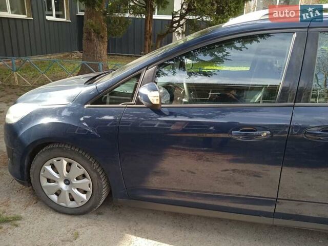Синий Форд Гранд С-макс, объемом двигателя 1.6 л и пробегом 256 тыс. км за 7500 $, фото 5 на Automoto.ua