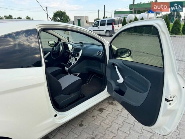 Білий Форд КА, об'ємом двигуна 1.24 л та пробігом 317 тис. км за 3600 $, фото 7 на Automoto.ua