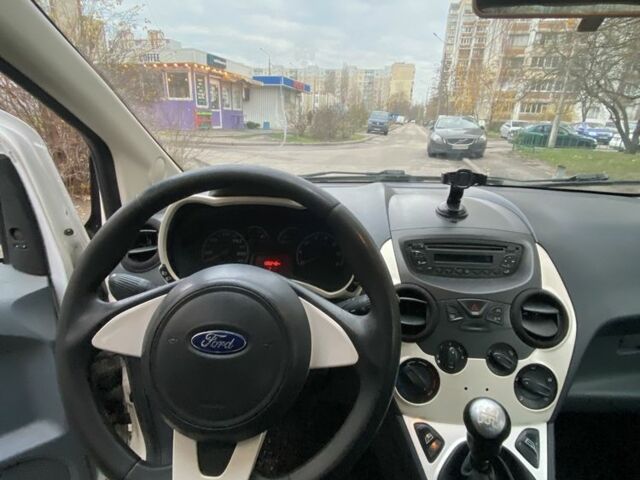 Белый Форд КА, объемом двигателя 1.2 л и пробегом 139 тыс. км за 3500 $, фото 8 на Automoto.ua