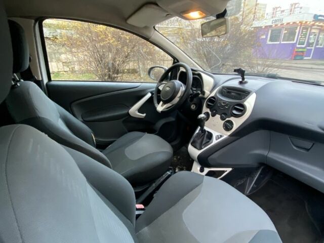 Белый Форд КА, объемом двигателя 1.2 л и пробегом 139 тыс. км за 3500 $, фото 6 на Automoto.ua