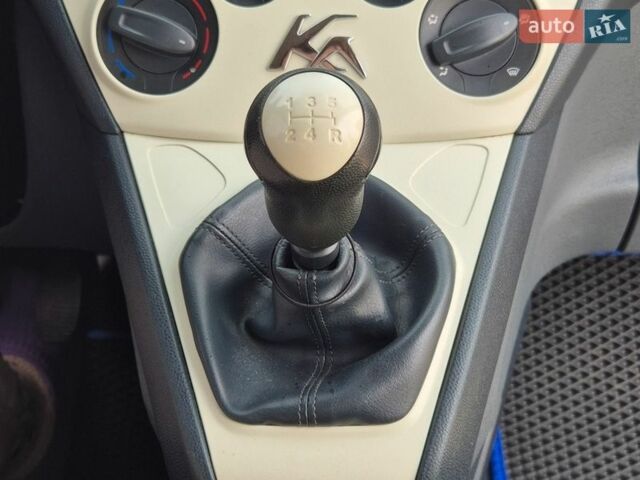 Белый Форд КА, объемом двигателя 1.2 л и пробегом 191 тыс. км за 5600 $, фото 12 на Automoto.ua