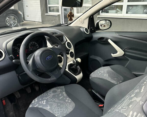 Белый Форд КА, объемом двигателя 1.24 л и пробегом 135 тыс. км за 4600 $, фото 12 на Automoto.ua
