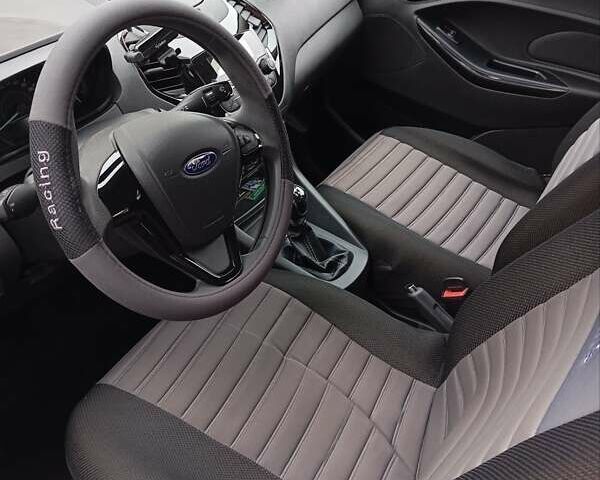 Білий Форд КА, об'ємом двигуна 1.19 л та пробігом 42 тис. км за 8500 $, фото 5 на Automoto.ua