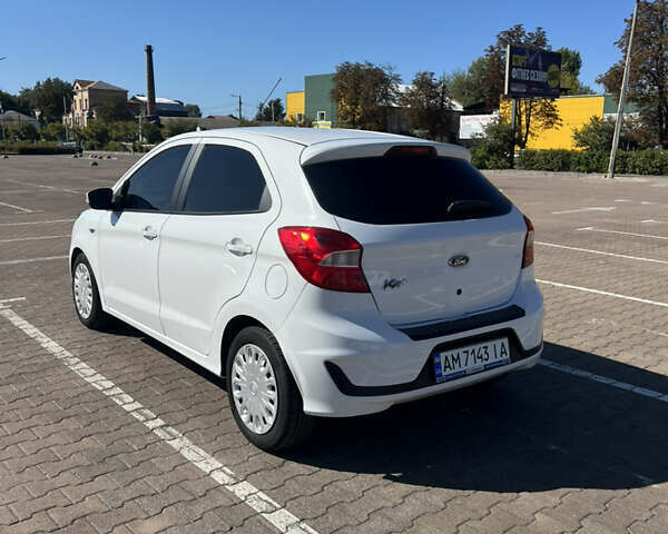 Белый Форд КА, объемом двигателя 1.2 л и пробегом 105 тыс. км за 8300 $, фото 3 на Automoto.ua