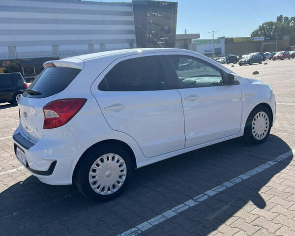 Белый Форд КА, объемом двигателя 1.2 л и пробегом 105 тыс. км за 8300 $, фото 5 на Automoto.ua