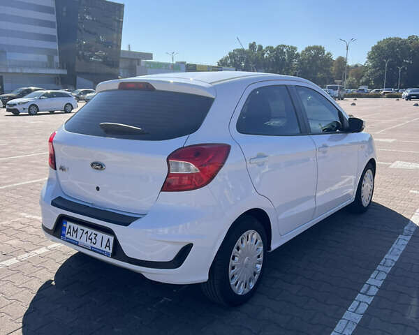 Белый Форд КА, объемом двигателя 1.2 л и пробегом 105 тыс. км за 8300 $, фото 4 на Automoto.ua