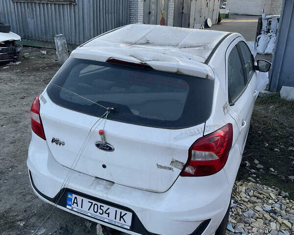 Білий Форд КА, об'ємом двигуна 1.2 л та пробігом 30 тис. км за 1750 $, фото 5 на Automoto.ua