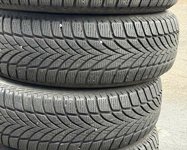 Белый Форд КА, объемом двигателя 1.2 л и пробегом 95 тыс. км за 7200 $, фото 60 на Automoto.ua