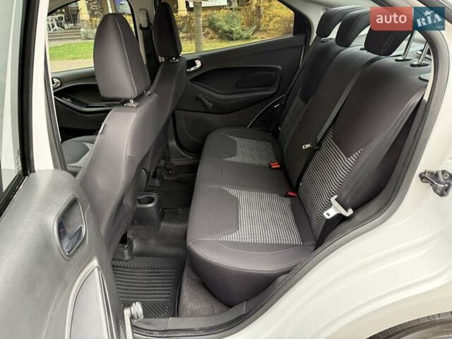 Белый Форд КА, объемом двигателя 1.2 л и пробегом 95 тыс. км за 7200 $, фото 33 на Automoto.ua