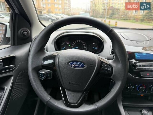 Белый Форд КА, объемом двигателя 1.2 л и пробегом 95 тыс. км за 7200 $, фото 50 на Automoto.ua