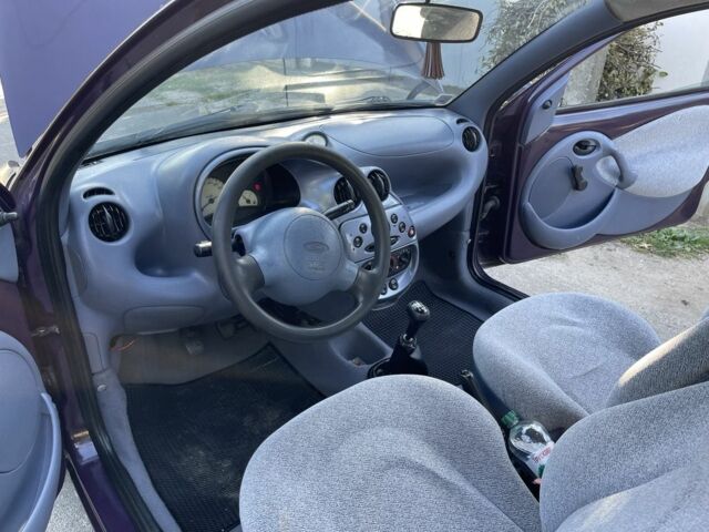 Фиолетовый Форд КА, объемом двигателя 1.3 л и пробегом 280 тыс. км за 1300 $, фото 6 на Automoto.ua