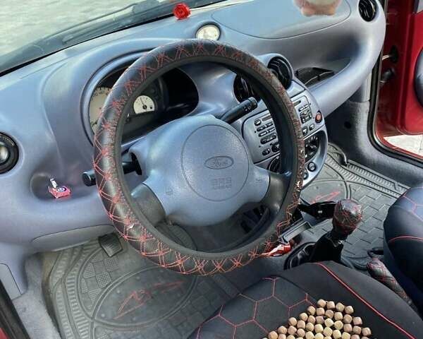 Червоний Форд КА, об'ємом двигуна 1.3 л та пробігом 83 тис. км за 2200 $, фото 5 на Automoto.ua