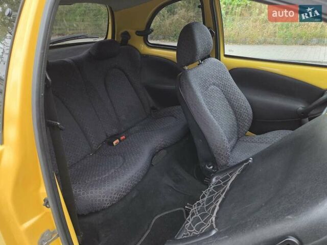Жовтий Форд КА, об'ємом двигуна 1.3 л та пробігом 137 тис. км за 2650 $, фото 27 на Automoto.ua
