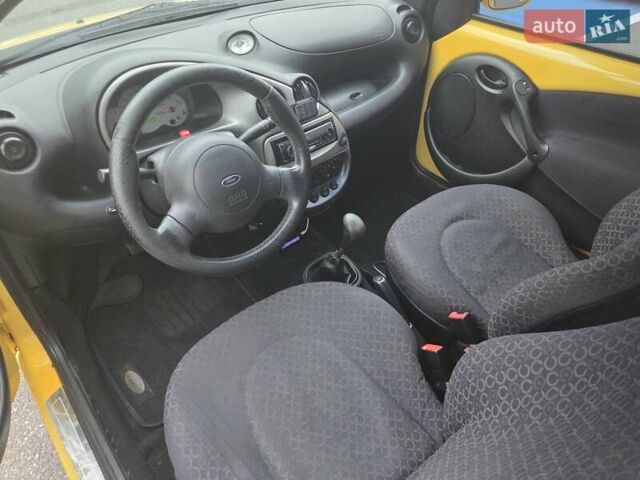 Жовтий Форд КА, об'ємом двигуна 1.3 л та пробігом 137 тис. км за 2650 $, фото 17 на Automoto.ua