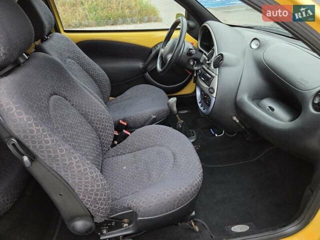 Жовтий Форд КА, об'ємом двигуна 1.3 л та пробігом 137 тис. км за 2650 $, фото 23 на Automoto.ua